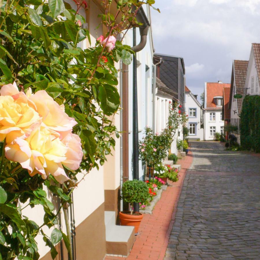 Ferienwohnung Stadthaus Rothensande Schleswig Exterior foto